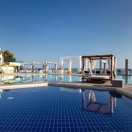 Santa Helena Beach Resort Platanés