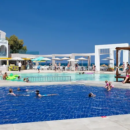 Santa Helena Beach Resort 4*