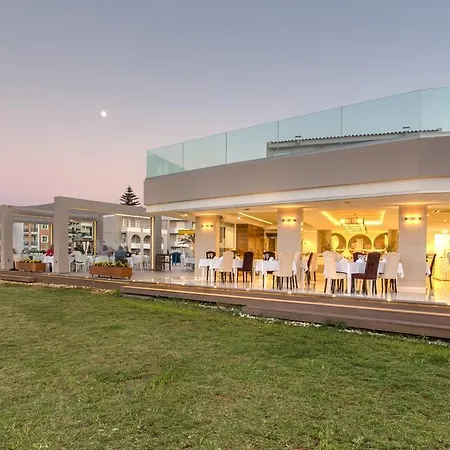 Santa Helena Beach 4*