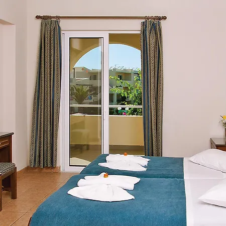 Resort Santa Helena Beach