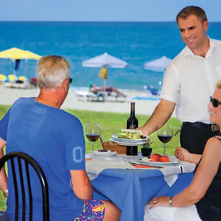 Resort Santa Helena Beach 4*