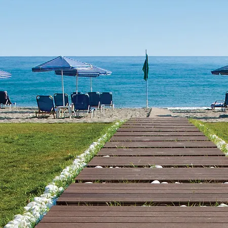 Santa Helena Beach
