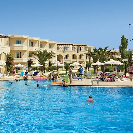 Resort Santa Helena Beach