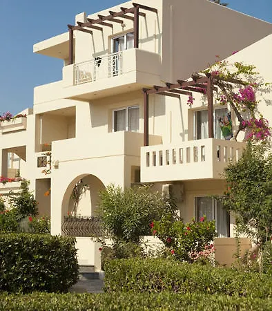 Santa Helena Beach Resort 4*