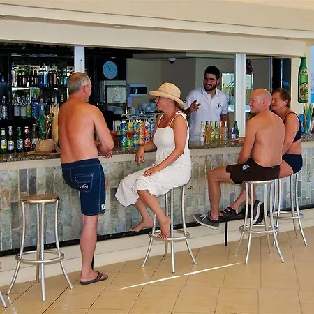 Resort Santa Helena Beach Platanés