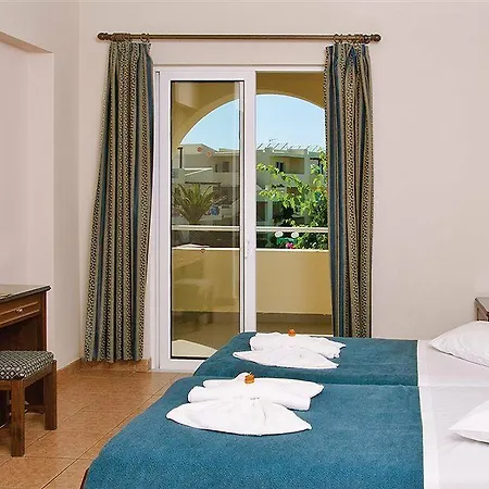 Resort Santa Helena Beach