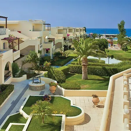 Santa Helena Beach Resort 4*