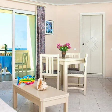 Santa Helena Beach Resort